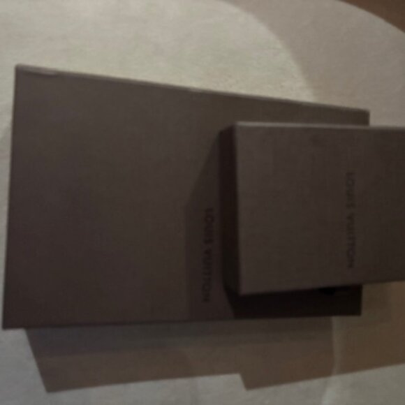 Louis Vuitton Boxes (2) - Picture 5 of 5